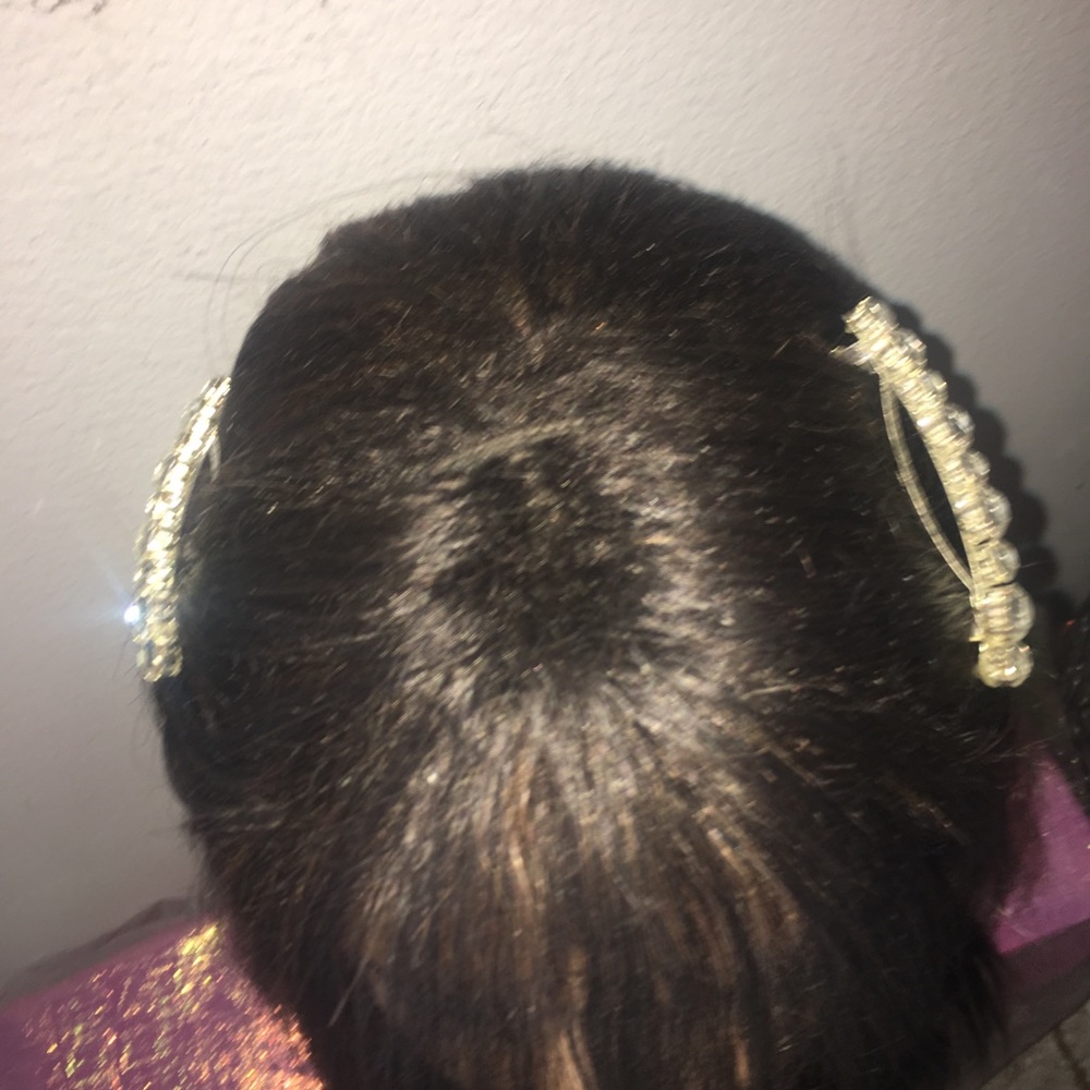 Wig - Picture 5 of 7